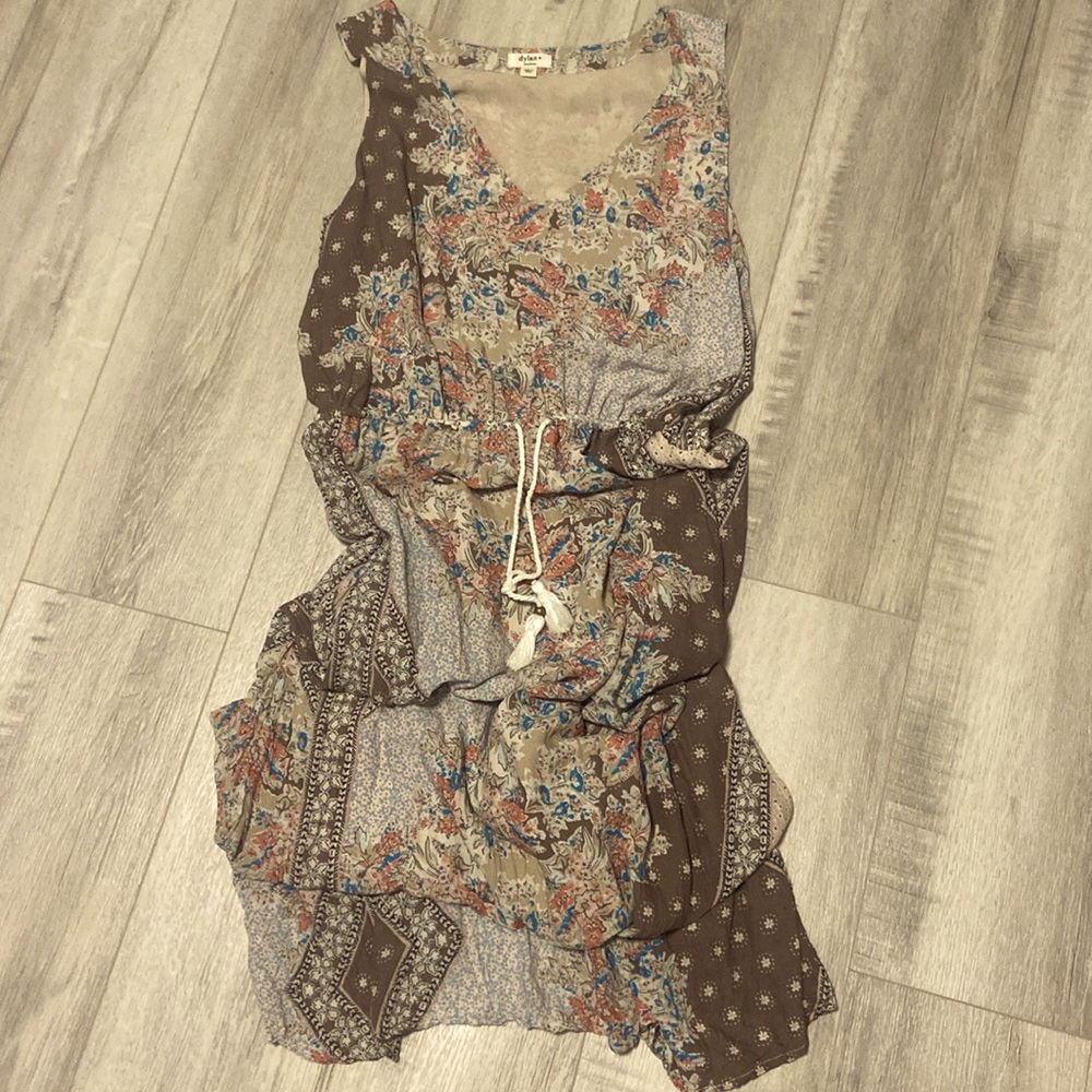Dress - Picture 3 of 3
